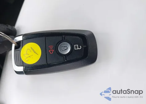 2020 Ford Escape Se z USA, uszkodzony, nr VIN 1FMCU9G69LUC02280